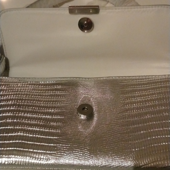 Kendall & Kylie Silver shoulder bag textured print - Picture 6 of 7
